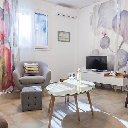 Acropolis Quiet Apartment Афіни Екстер'єр фото