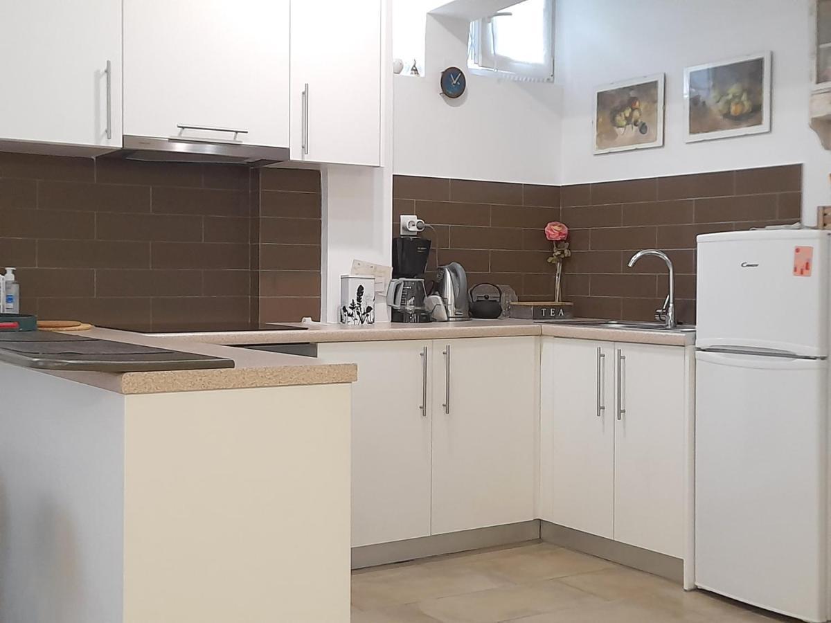 Acropolis Quiet Apartment Афіни Екстер'єр фото